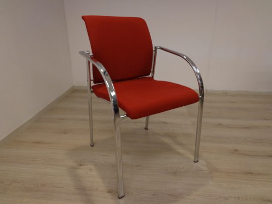 Vergaderstoel Kembo rood gestoffeerd