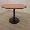 Vergaderstoel LANDE hout met zwarte stoffering