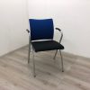 Stoel Klöber zwart/blauw gestoffeerd en grijze 4-poot