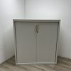 Jaloeziedeurkast Steelcase off-white 130 cm hoog 120 cm breed