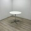 Tafel Fred van Arper wit blad 80 cm diameter